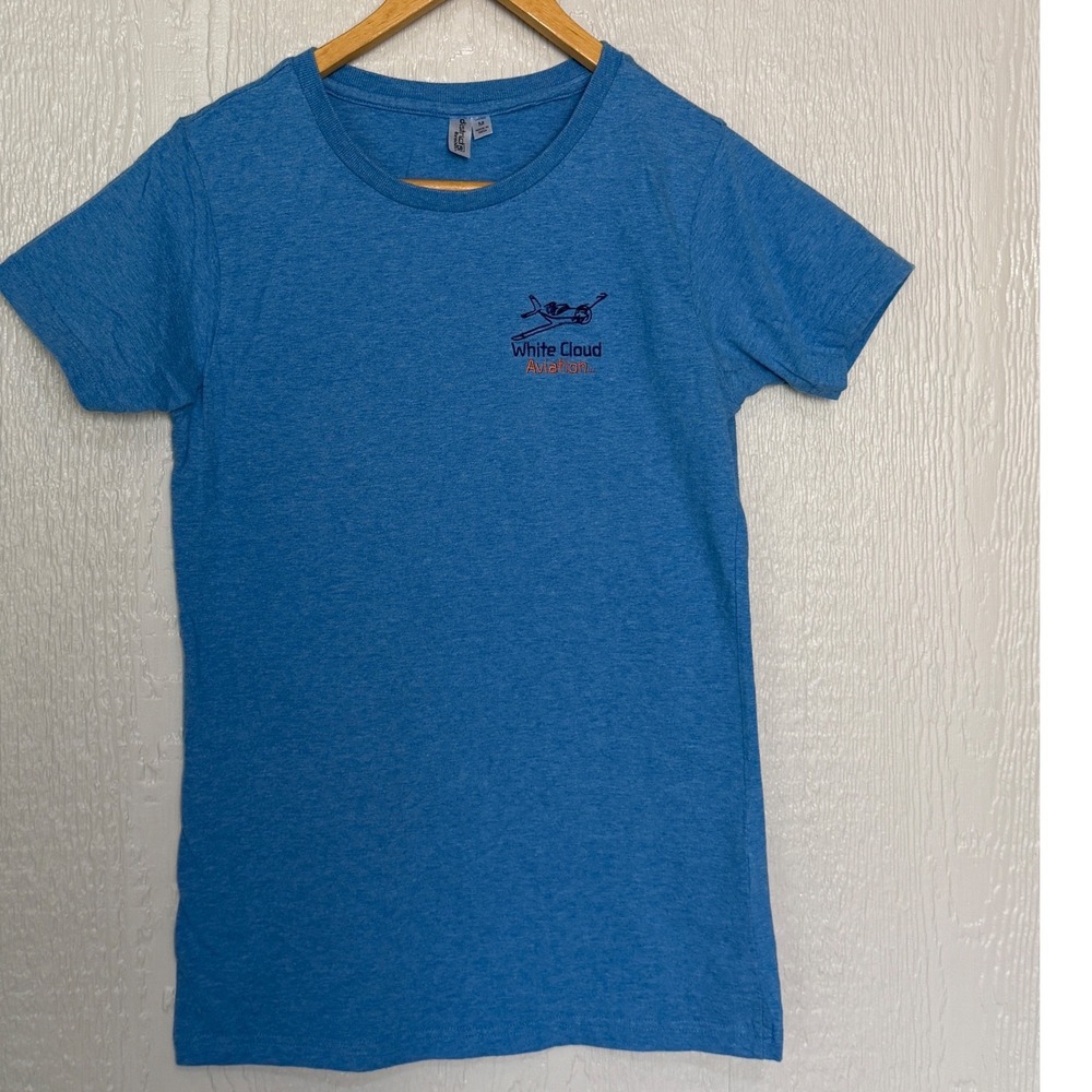 District Threads White Cloud Aviation Heather Blue T-Shirt Womens Med Short Slv